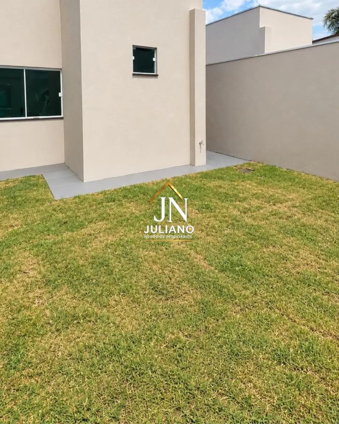 Casa pronta com excelente localização — foto 1 de 10