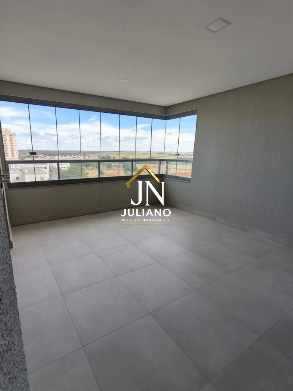 Apartamento com 3 suítes — foto 1 de 10